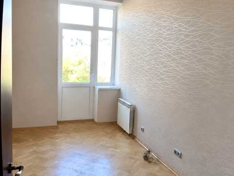 квартира за адресою Катерини Білокур вул., 2/8