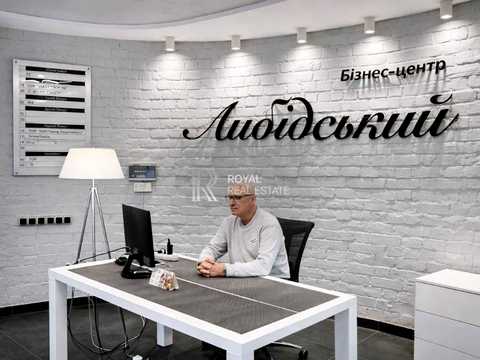 комерційна за адресою Столичне шосе, 2