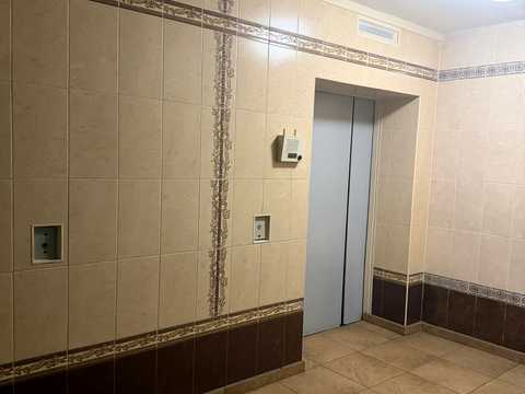 квартира за адресою Братів Зерових вул. (Червонопартизанська), 14-Б