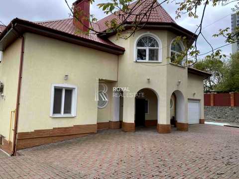 дом по адресу Монтажників ул., 27