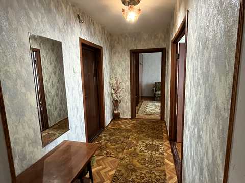 квартира за адресою Автозаводська вул., 77
