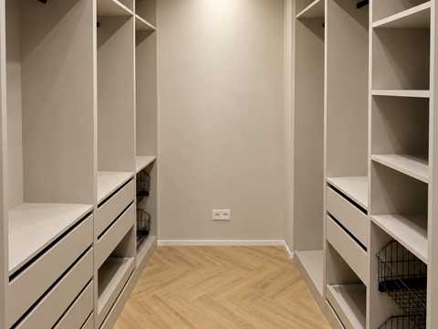 квартира по адресу Салютная ул., 2к21