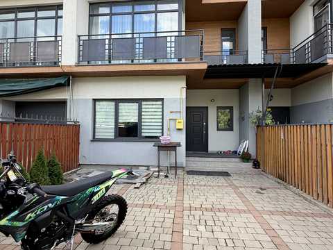 квартира за адресою Дмитра Яворницького вул., 28