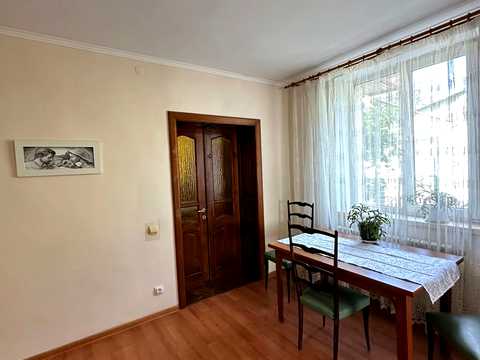 квартира за адресою Самійла Величка вул., 8