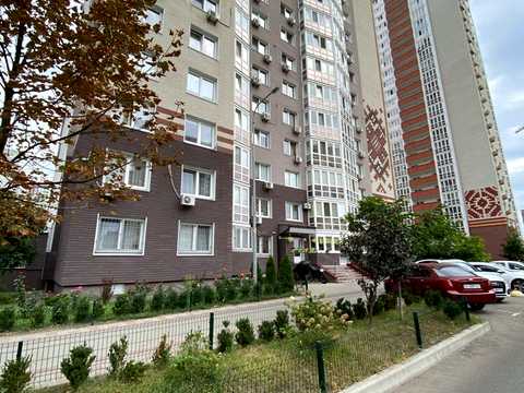квартира за адресою Софії Русової вул., 5-Б