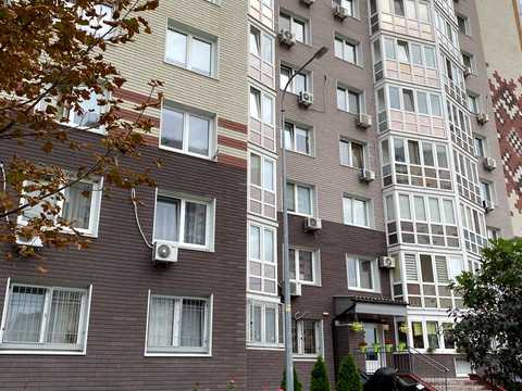 квартира за адресою Софії Русової вул., 5-Б