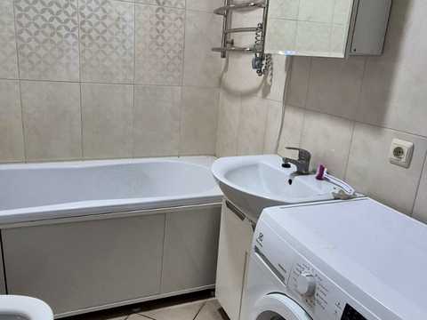 квартира за адресою Жулянська вул., 1-В