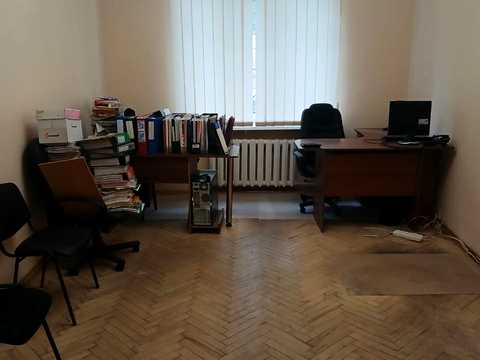 комерційна за адресою Київ, Німанська вул., 3