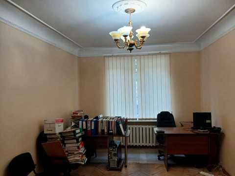 комерційна за адресою Київ, Німанська вул., 3