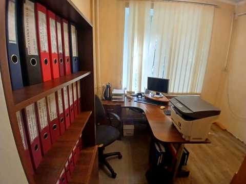 комерційна за адресою Київ, Німанська вул., 3