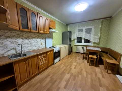 квартира за адресою Київ, Милославська вул., 12