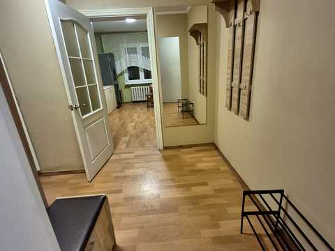 квартира за адресою Київ, Милославська вул., 12