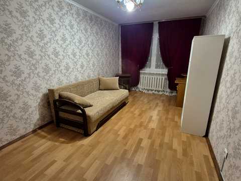 квартира за адресою Київ, Милославська вул., 12