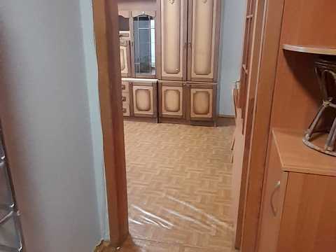 квартира за адресою Анни Ахматової вул., 43