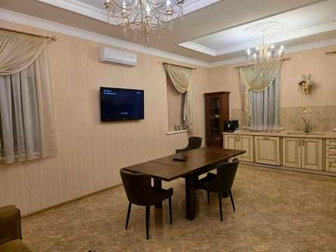 дом по адресу Центральна ул.
