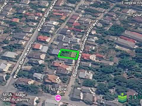 участок по адресу Францішека Карпіньського ул., 20