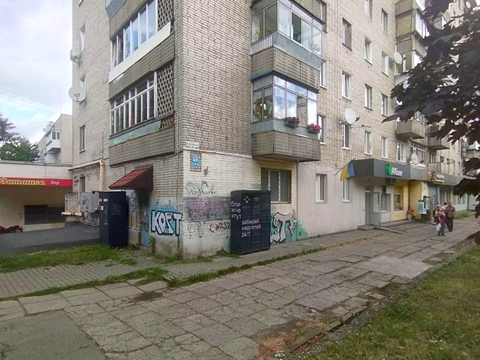 комерційна за адресою Володимира Великого вул. (Артема), 34
