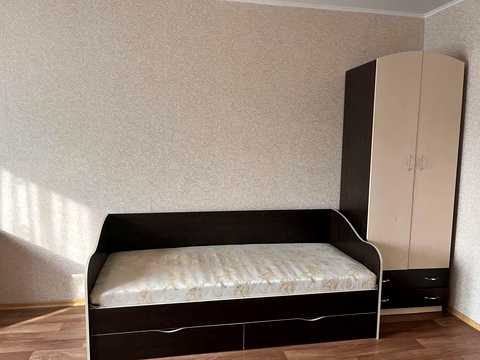 квартира за адресою Київ, Милославська вул., 16