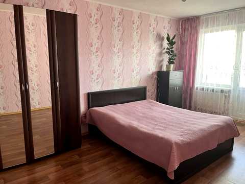 квартира за адресою Київ, Милославська вул., 16