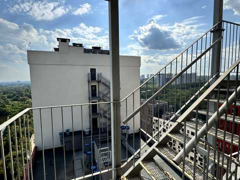 квартира за адресою Київ, Столичне шосе, 5А
