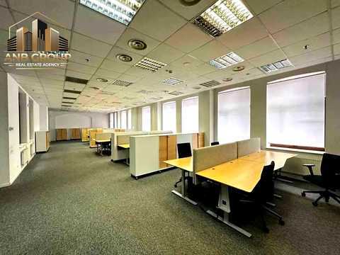 комерційна за адресою Михайлівська вул., 6