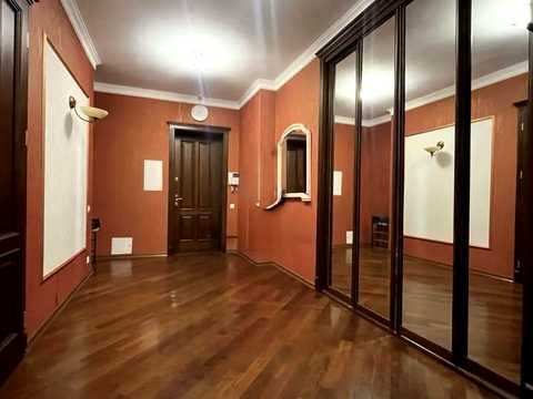 квартира по адресу Круглоуниверситетская ул., 3-5
