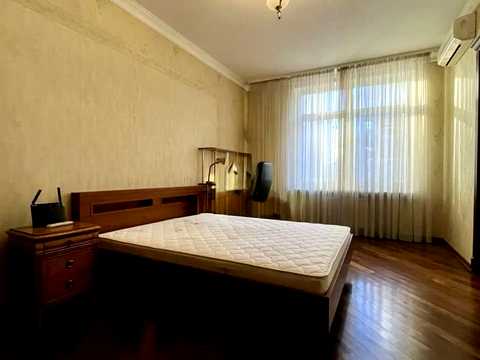 квартира по адресу Круглоуниверситетская ул., 3-5