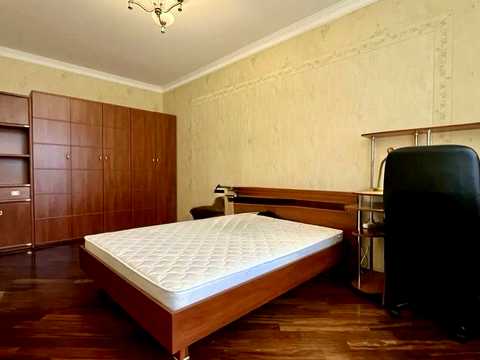 квартира по адресу Круглоуниверситетская ул., 3-5
