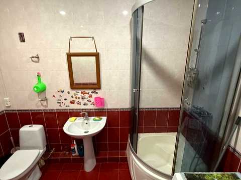 квартира за адресою Івана Мазепи вул. (Щорса), 4