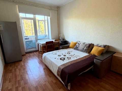 квартира за адресою Івана Мазепи вул. (Щорса), 4