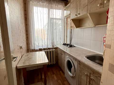 квартира за адресою Дегтярівська вул., 35/9