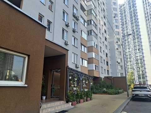 квартира за адресою Миколи Закревського вул., 103