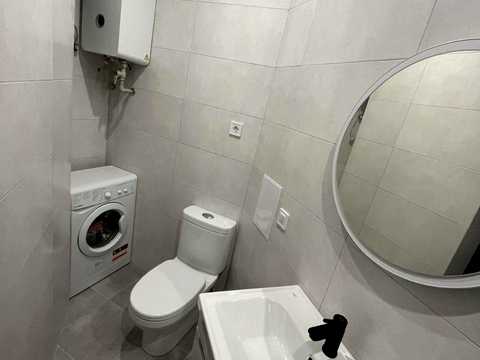 квартира за адресою Осіння вул., 33