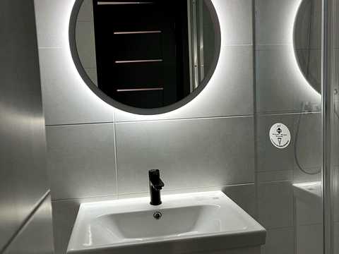 квартира за адресою Осіння вул., 33
