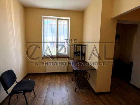 будинок за адресою Соборна вул., 105