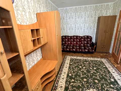 квартира по адресу Космонавтів ул., 1