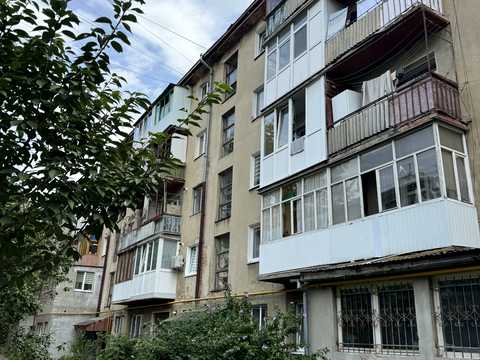 квартира за адресою Степана Бандери вул., 10-А