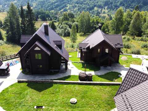 комерційна за адресою Залізна сотння, 34