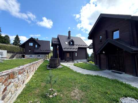 комерційна за адресою Залізна сотння, 34