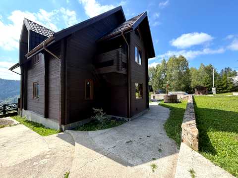 комерційна за адресою Залізна сотння, 34