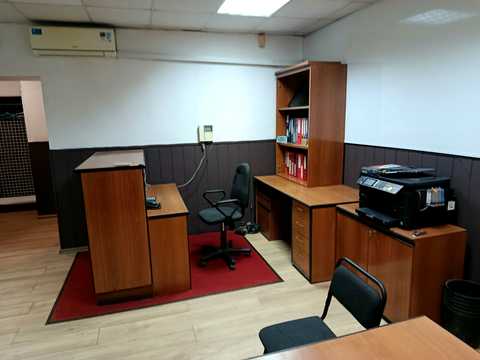 комерційна за адресою Київ, Максима Токарева вул. (Вузівська), 4