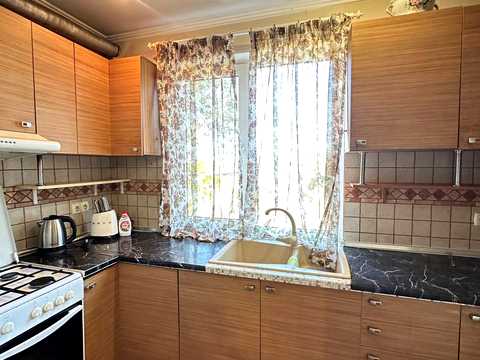 будинок за адресою 10 апреля, 16