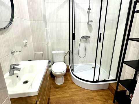 квартира за адресою Зарічанська вул., (Будинок 2)