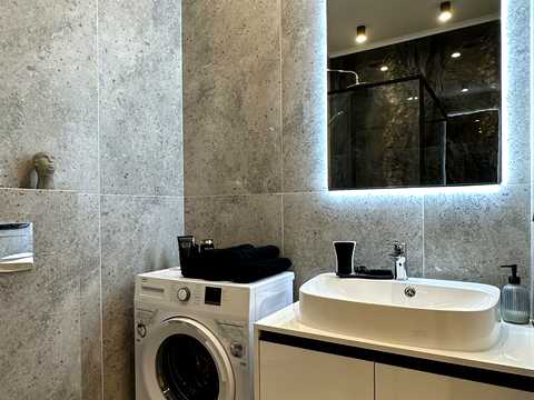 квартира по адресу Корольова ул., 4