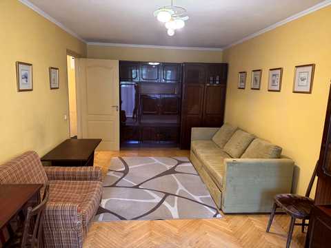 квартира за адресою Солом'янська вул., 8