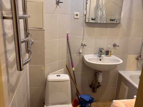 квартира за адресою Солом'янська вул., 8