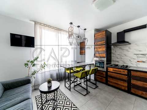 квартира по адресу Практичная ул., 4
