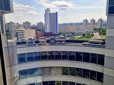 комерційна за адресою Митрополита Андрея Шептицького вул. (Анатолія Луначарського), 4а