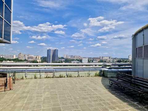 комерційна за адресою Митрополита Андрея Шептицького вул. (Анатолія Луначарського), 4а