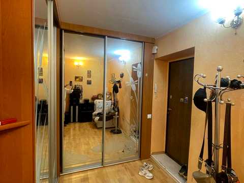 квартира за адресою Зарічанська вул., 52/2